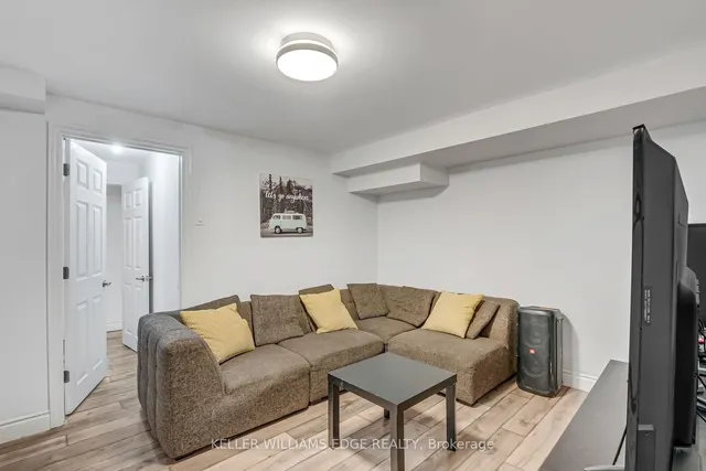 Additional image 24 of 2218 Vista Dr