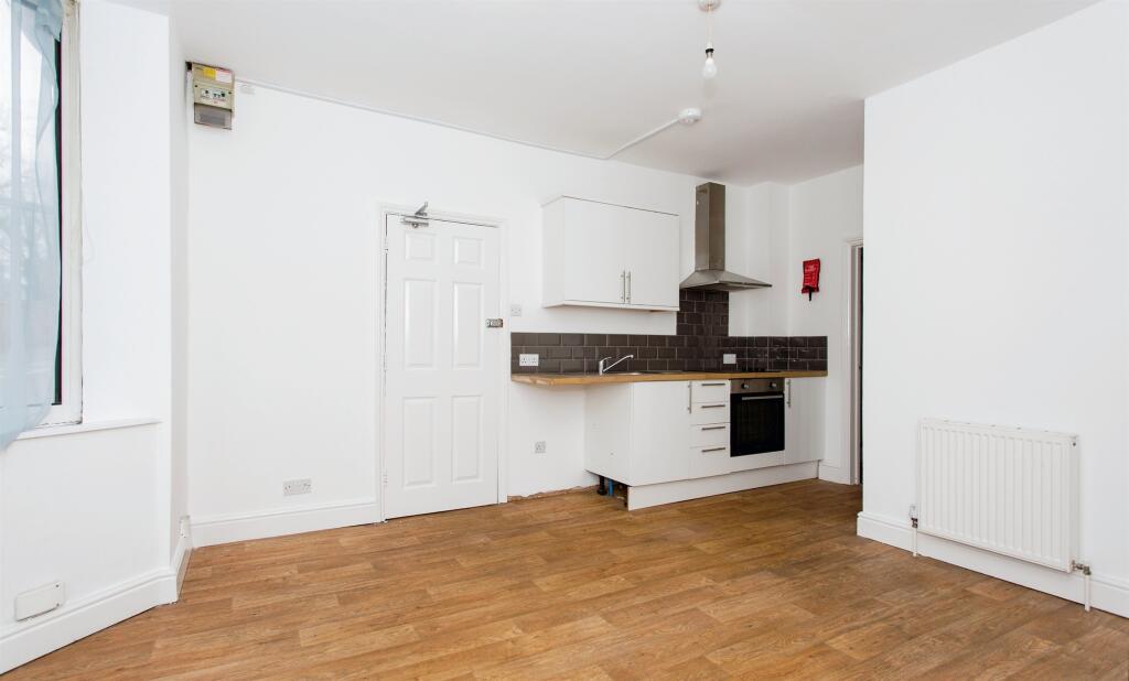 Additional image 9 of High Street, Newmarket