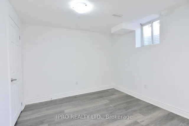 Additional image 40 of 14 Paramount Pl