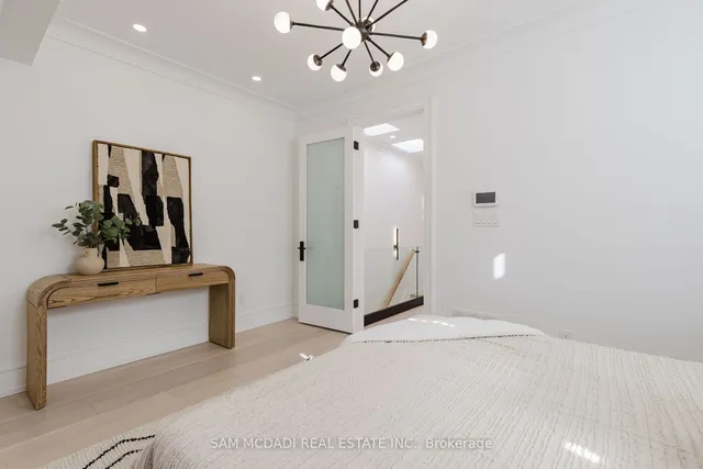 Additional image 32 of 129 Beaconsfield Ave