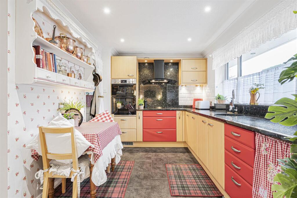 Additional image 5 of Chyngton Way, Seaford