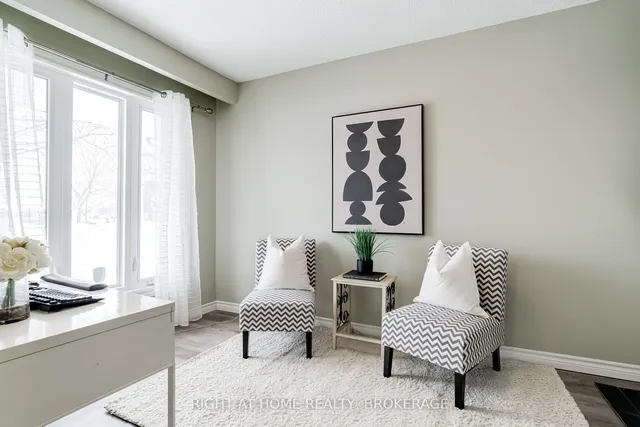 Additional image 33 of 703 Briar Cres