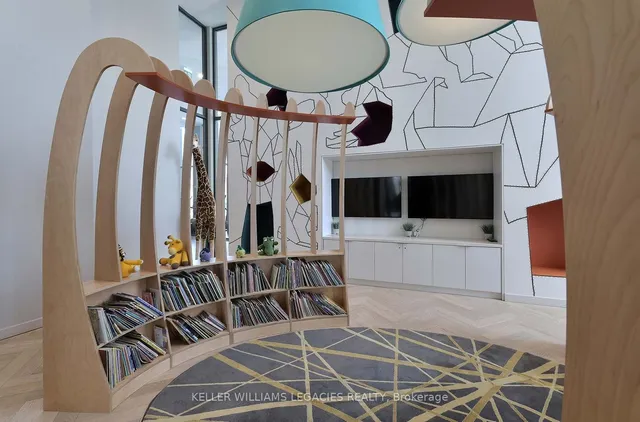 Additional image 34 of 15 Holmes Ave Unit 2109