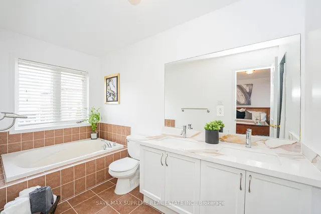 Additional image 22 of 8 Portrush Tr