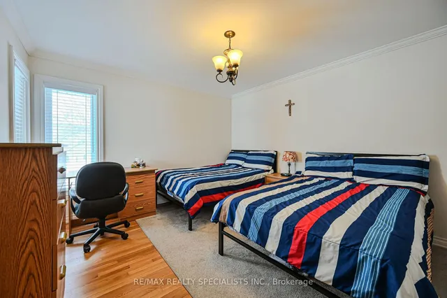 Additional image 19 of 6 Leone Lane