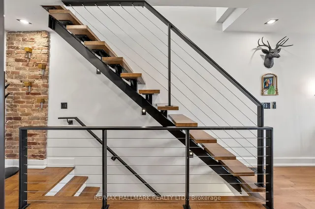 Additional image 12 of 13 Woodfield Rd