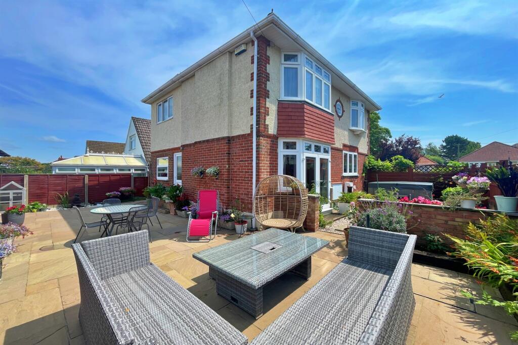 Additional image 21 of Tuckton