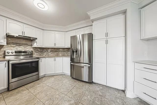 Additional image 12 of 1150 Skyview Dr Unit 52