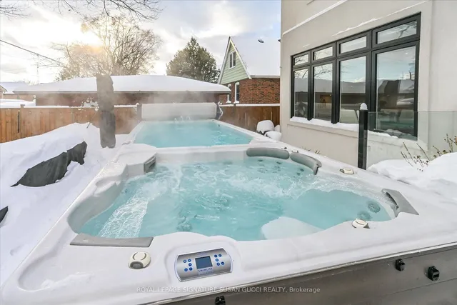 Additional image 39 of 39 Amsterdam Ave