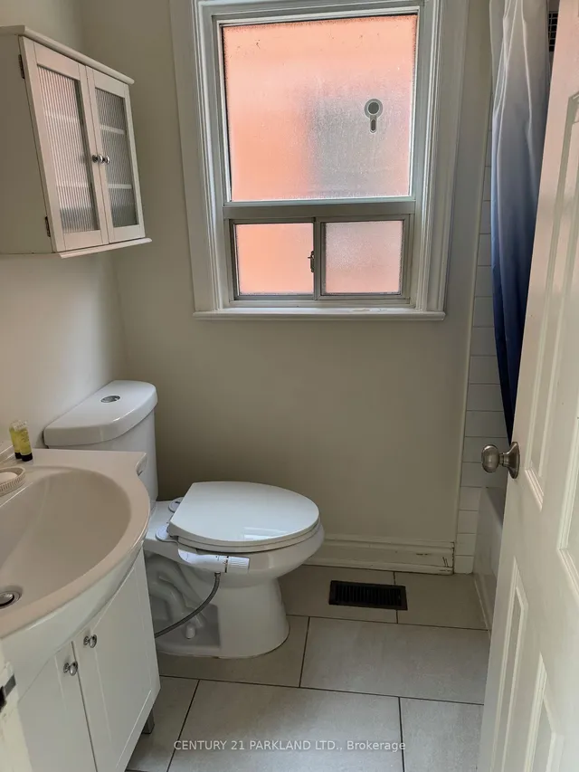 Additional image 6 of 42 Symons St