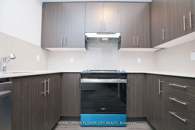 Additional image 6 of 225 Birmingham St Unit 160