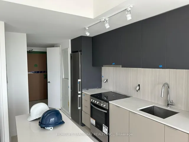 Additional image 4 of 8 Tippett Rd Unit 1302