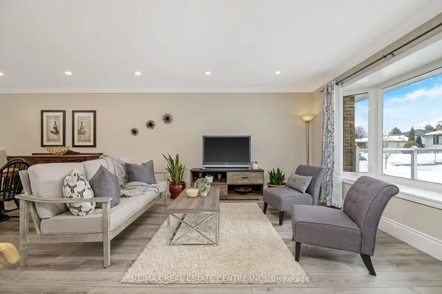 Additional image 8 of 244 Bousfield Cres