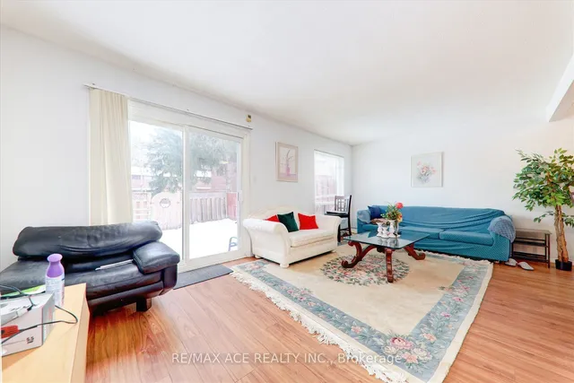 Additional image 13 of 811 Military Tr