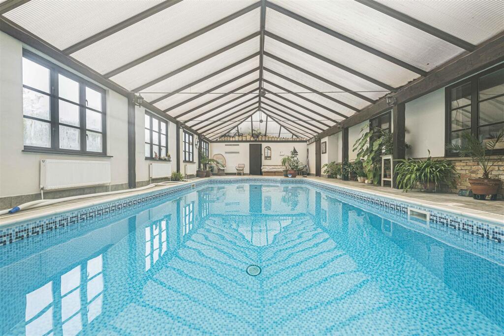 Additional image 8 of The Avenue, Madingley