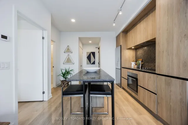 Additional image 20 of 225 Sumach St Unit 2410