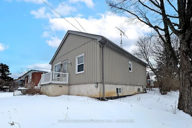 Additional image 3 of 3525 St. Clair Ave