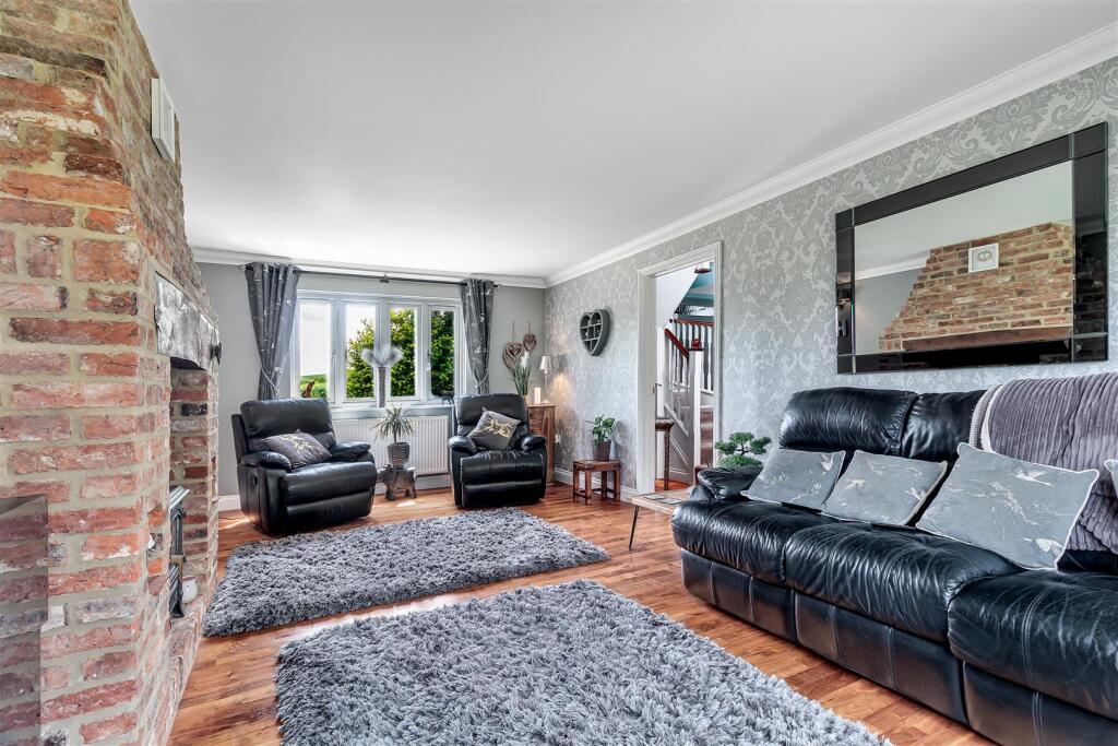 Additional image 9 of The Street, Sturmer