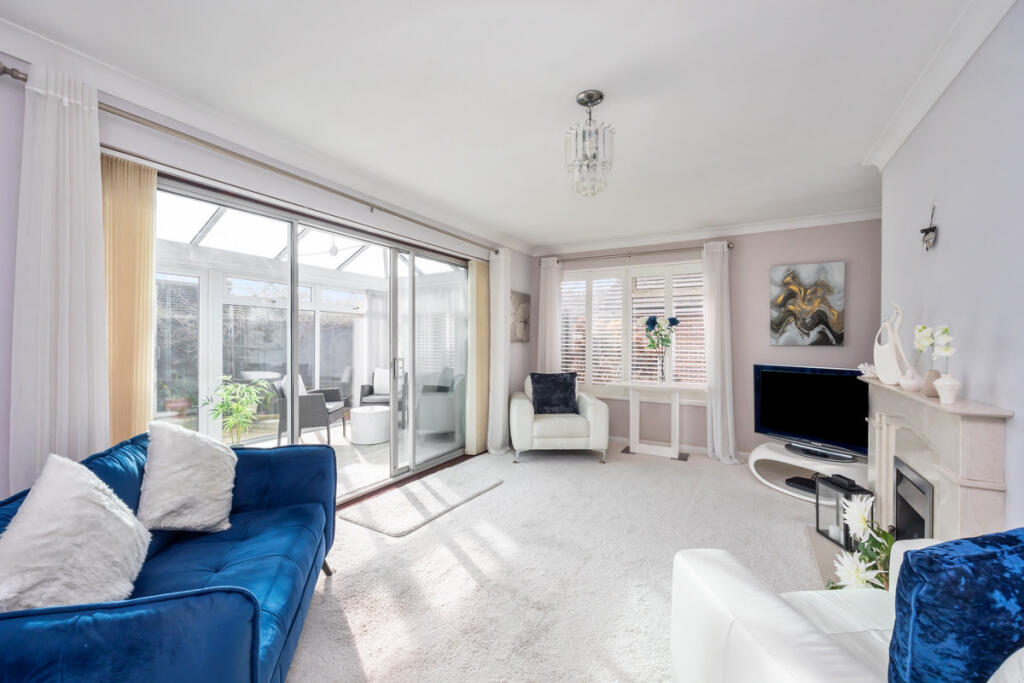 Additional image 28 of Central Avenue, Worthing, BN14