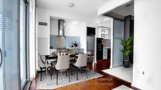 Additional image 9 of 38 Dan Leckie Way Unit 1802