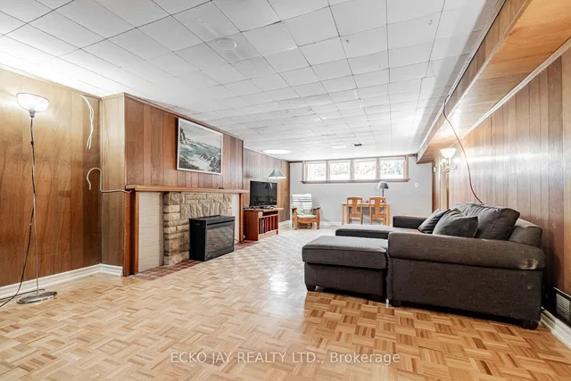 Additional image 17 of 32 Bradgate Rd