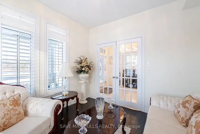 Additional image 24 of 92 Veterans Dr