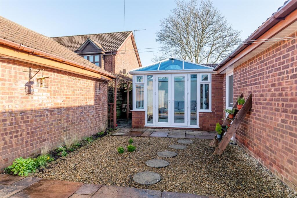 Additional image 18 of Brean Down Avenue, Henleaze, Bristol