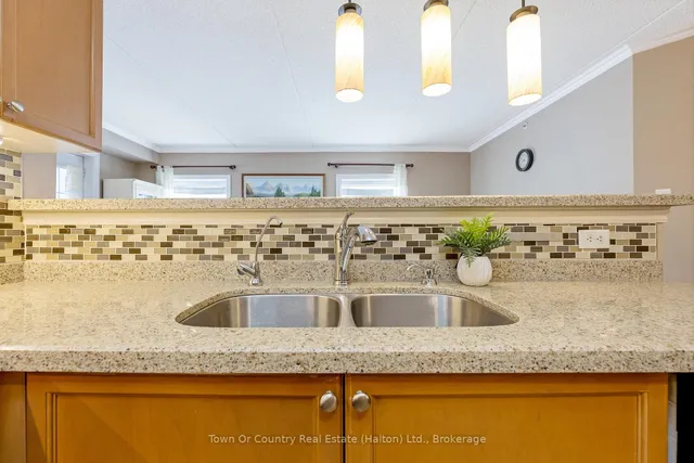 Additional image 9 of 1487 Maple Ave Unit 114