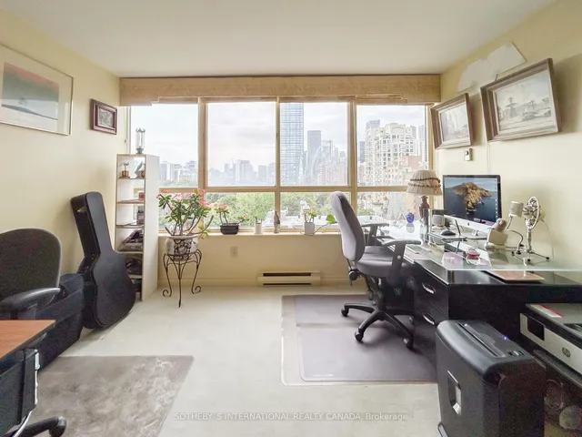 Additional image 33 of 130 Carlton St Unit 906