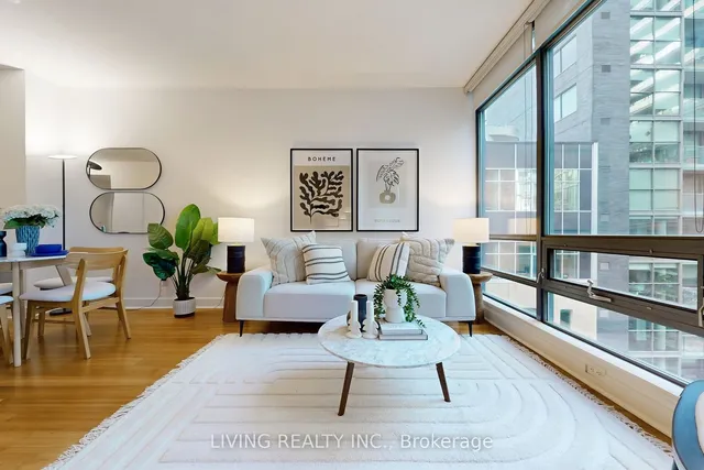 Additional image 6 of 438 King St Unit 703