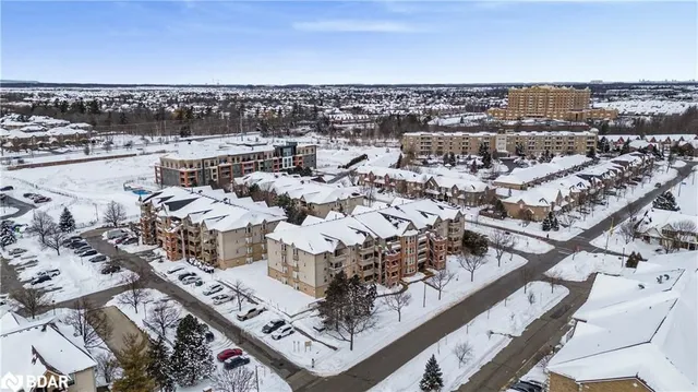 Additional image 3 of 4015 Kilmer Dr Unit 405