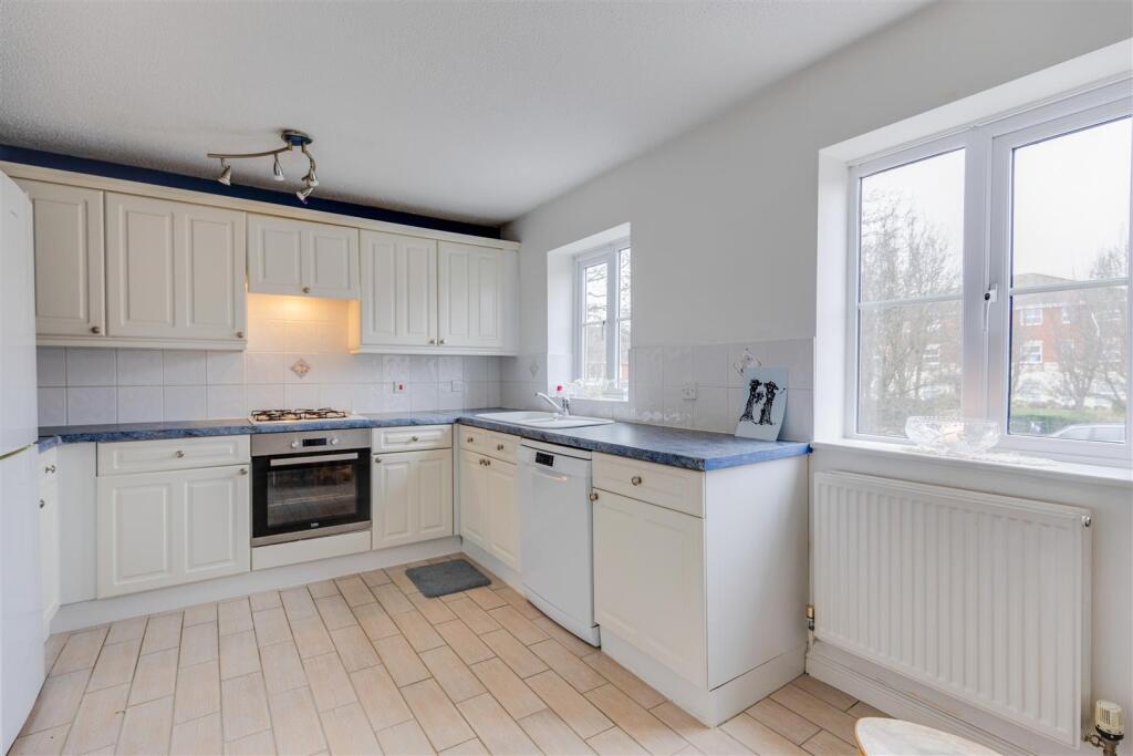 Additional image 9 of Rhodfa Sweldon, Barry