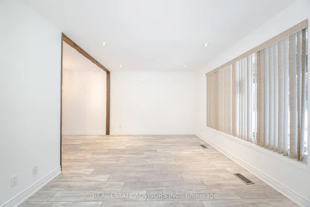 Additional image 3 of 7 Foxwarren Dr