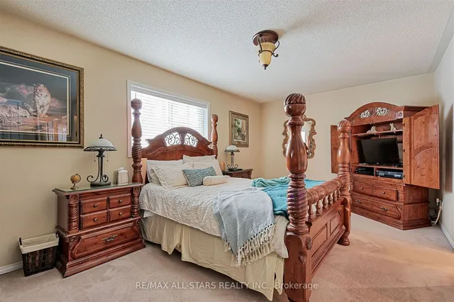 Additional image 22 of 50 Markham Rd Unit 15