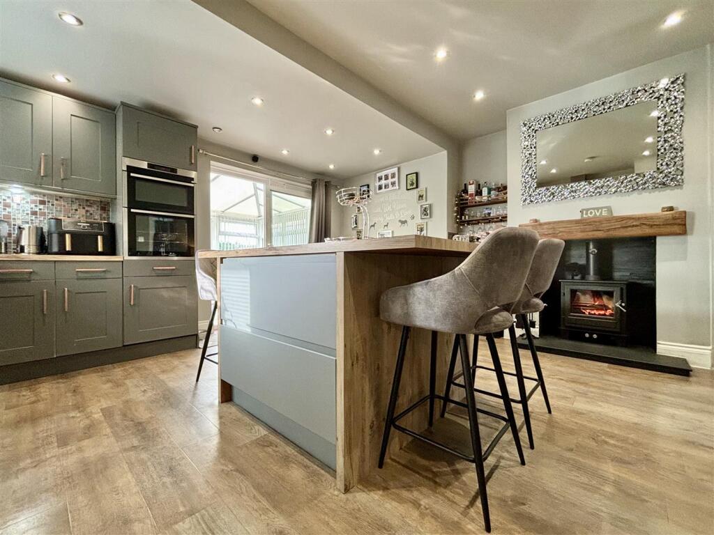 Additional image 2 of Cooper Lane, Bradford 6