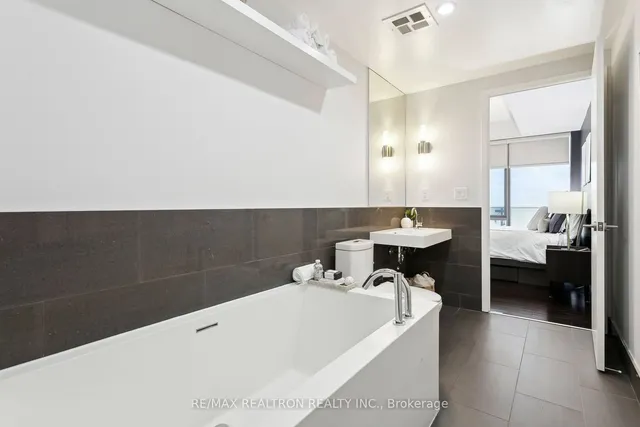 Additional image 26 of 390 Cherry St Unit 2107