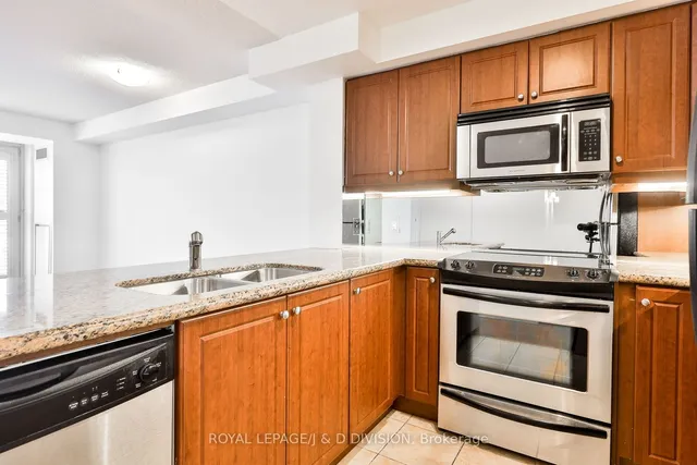 Additional image 15 of 308 Palmerston Ave Unit 506