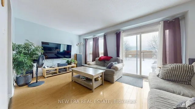 Additional image 15 of 17 Caruso Dr