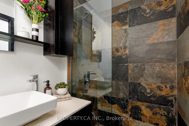 Additional image 22 of 8 Humbert St