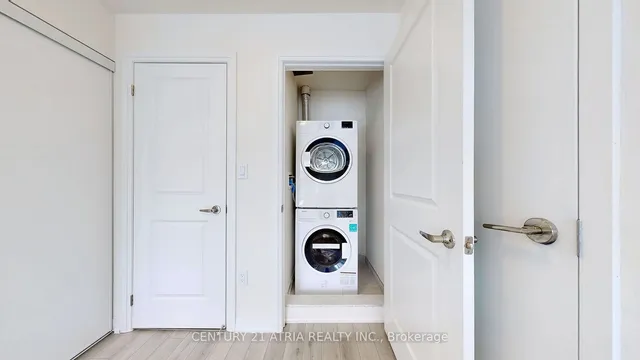 Additional image 22 of 165 Tapscott Rd Unit 32