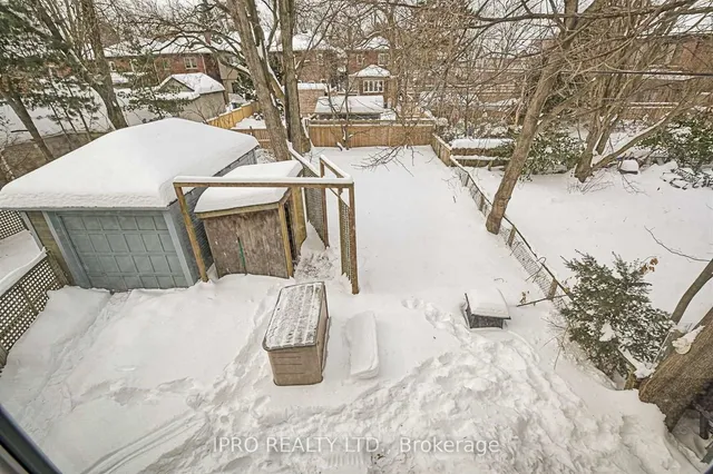 Additional image 39 of 20 THORNHILL Ave