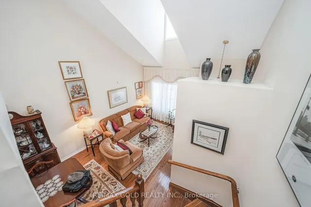 Additional image 6 of 10 Pauline Cres Unit 2