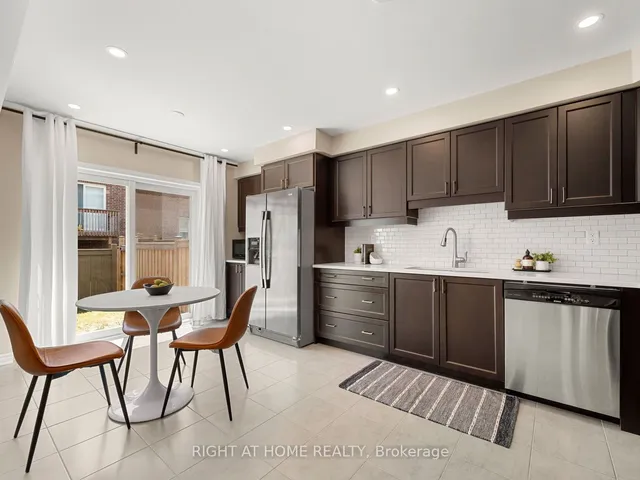 Additional image 16 of 308 Jean Landing