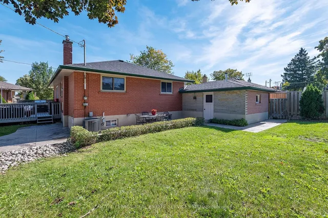 Additional image 37 of 28 Thelmere Pl