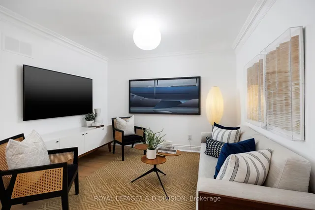 Additional image 30 of 33 Webster Ave