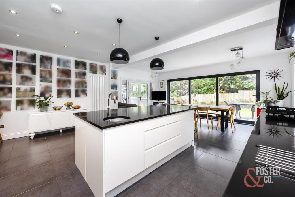 Additional image 7 of Cedars Gardens, Brighton