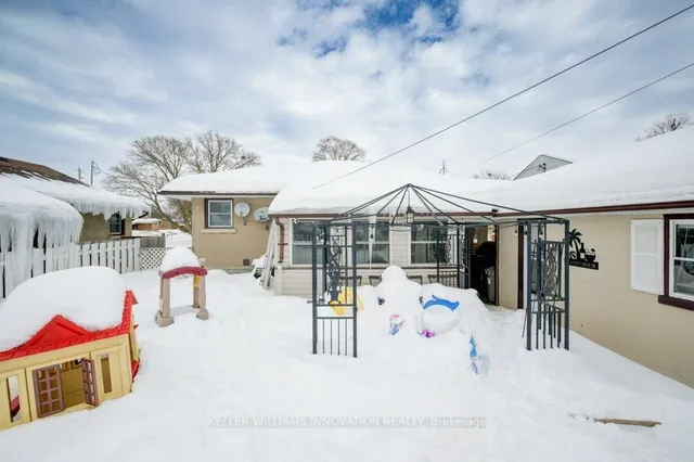 Additional image 33 of 11 Harber Ave