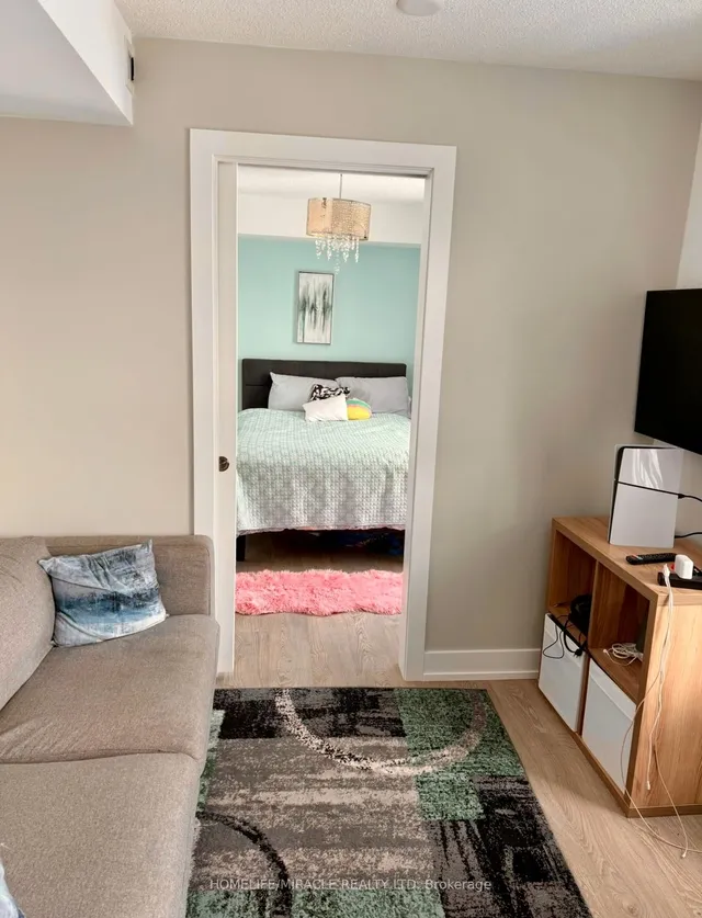 Additional image 31 of 9 Mabelle Ave Unit 1123