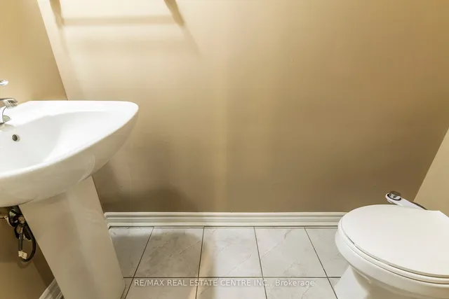 Additional image 9 of 27 Donlamont Circ