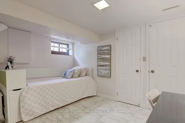 Additional image 38 of 223 Willowdale Ave